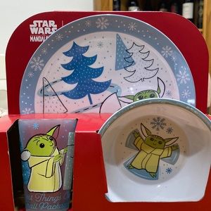 NWT.  Child’s Star Wars, (Mandalorian) dinnerware set.